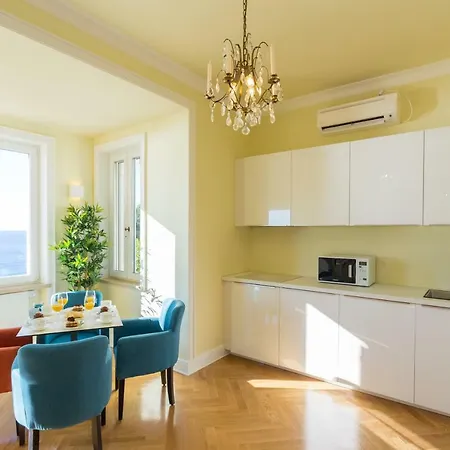 Palmera Apartmán *
